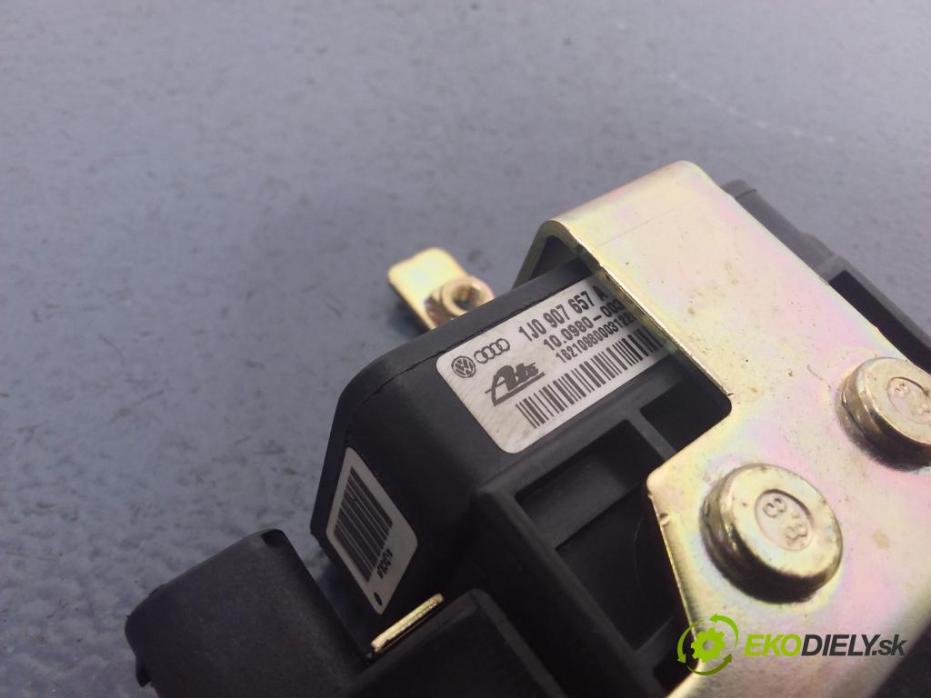Volkswagen Sharan 2000 snímač ESP. 1J0907657A