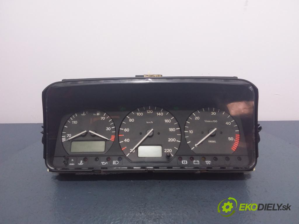 Volkswagen Passat 1996 prístrojovka/ budíky 3A0919033R