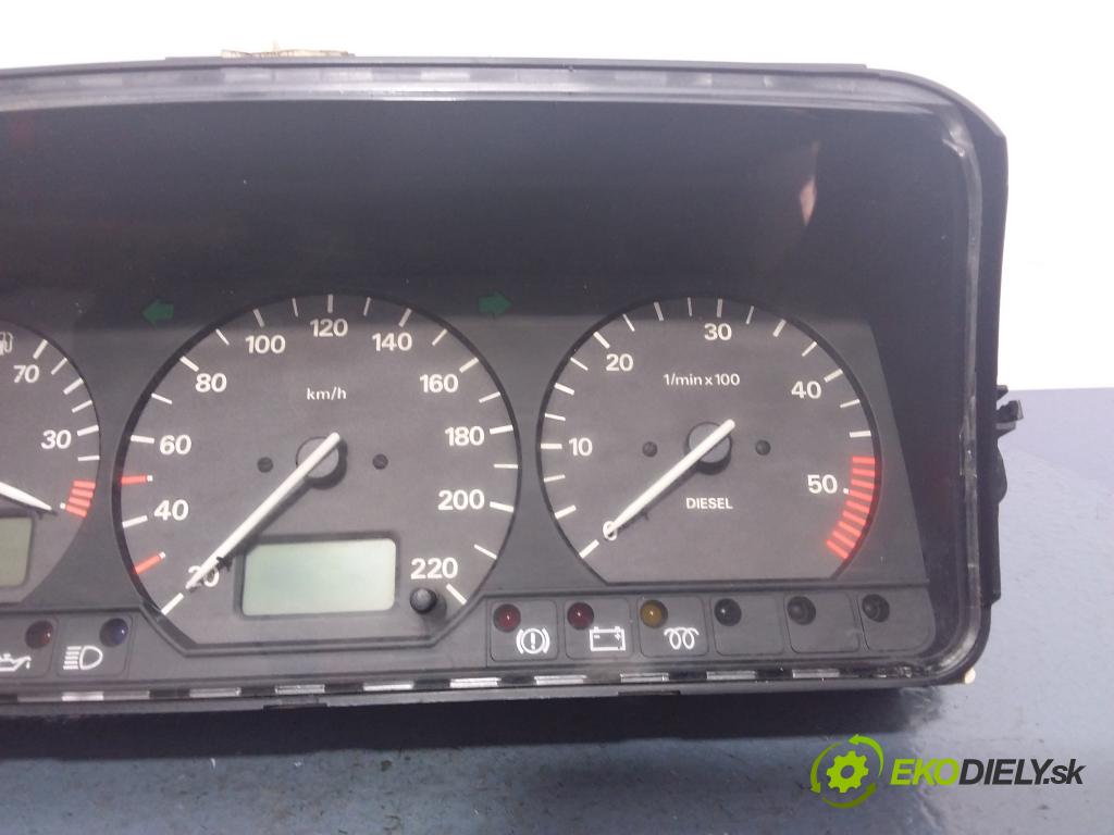 Volkswagen Passat 1996 prístrojovka/ budíky 3A0919033R
