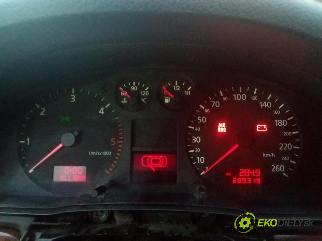Audi A4 2001 prístrojovka/ budíky 8D0920900HX