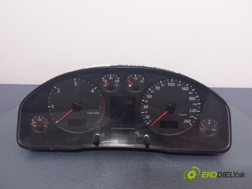 Audi A6 2000 prístrojovka/ budíky 4B0920930K