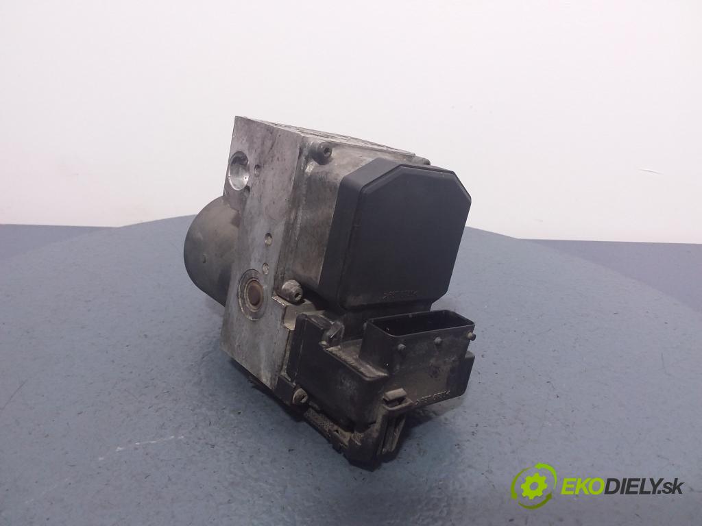 Audi A6 2000 čerpadlo ABS x 8E0614111B
