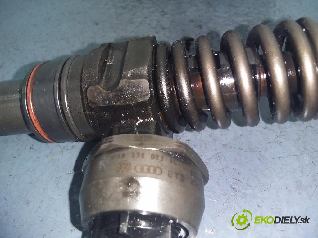 Audi A3 2001 vstrek 038130073AL