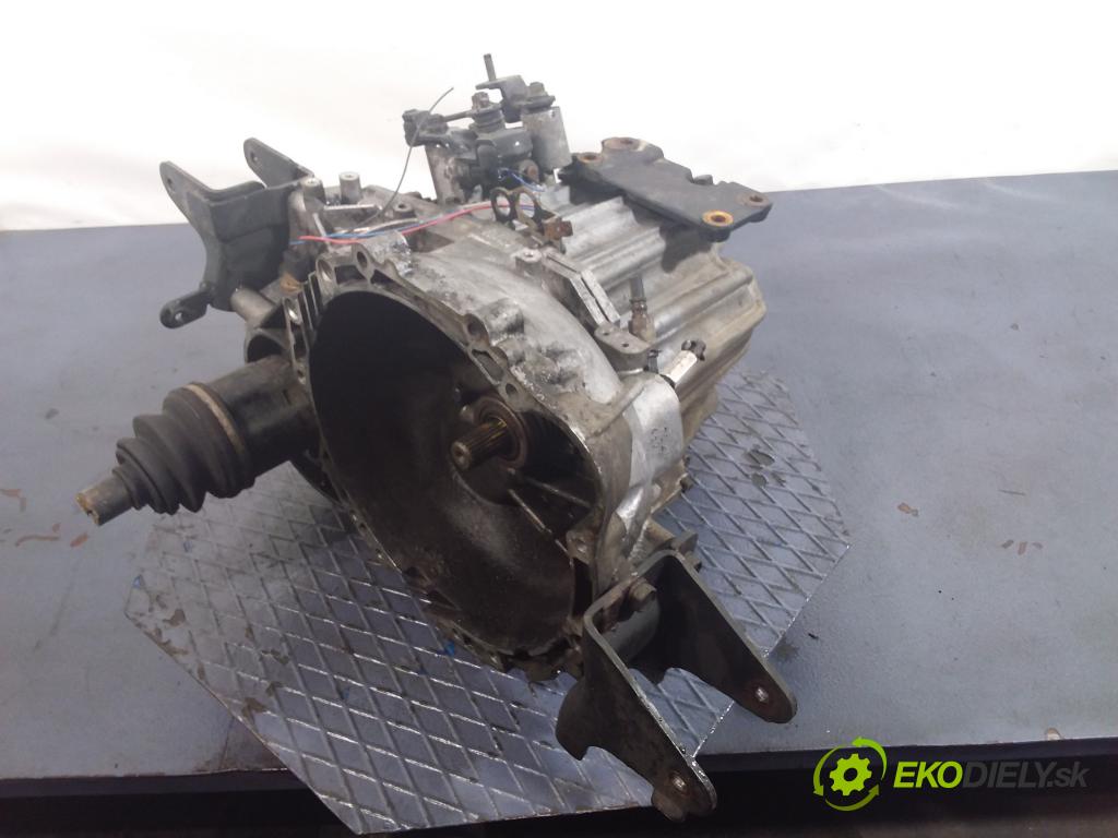 Hyundai Tucson 2006 prevodovka Manualna S615JE