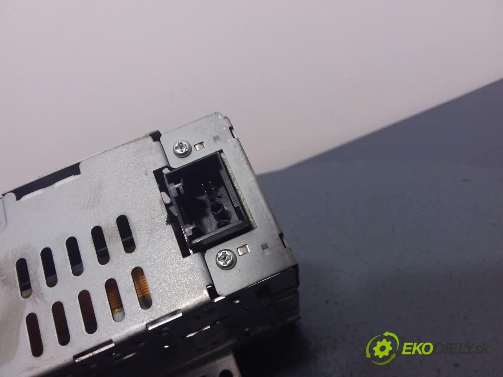 Volvo S40 2004 Radio I Navigácia: 30732600