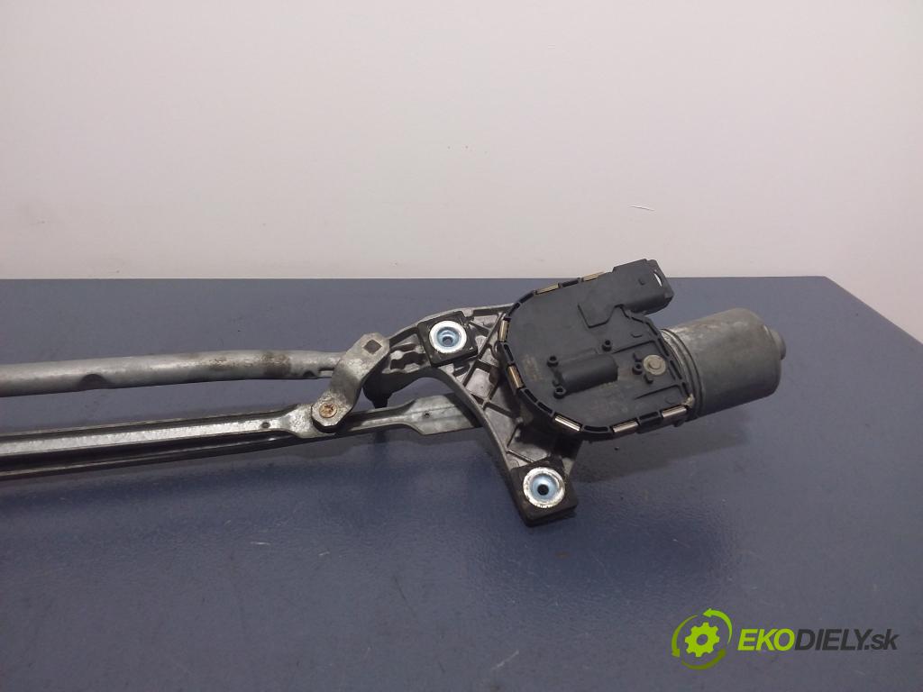 Volvo S40 2004 mechanismus motorek Stěrače: před 30699344