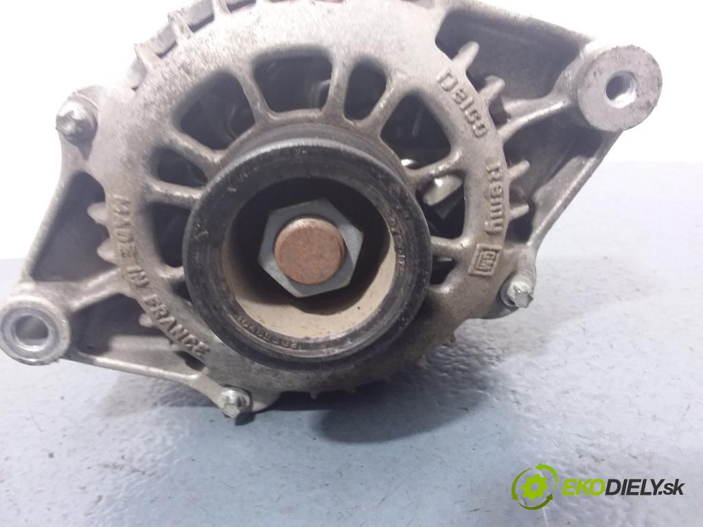 Opel Omega 2000 Alternator 01