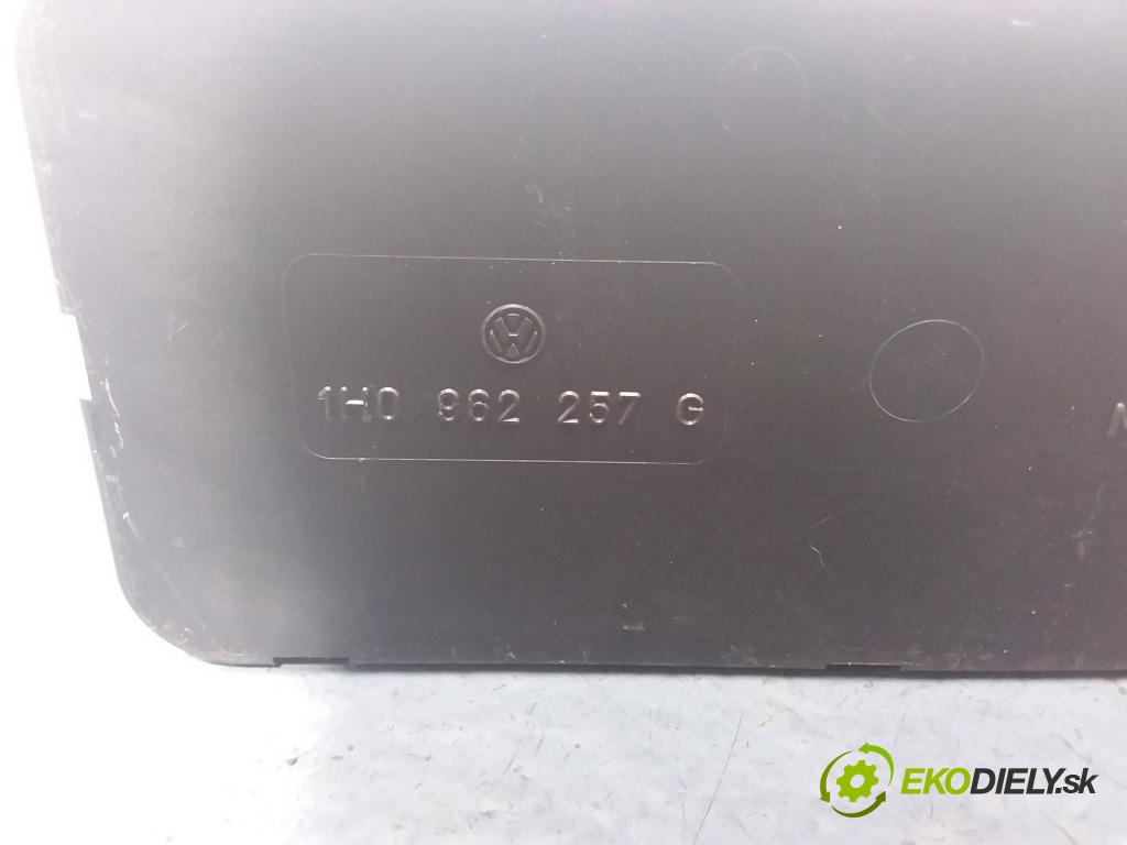 Volkswagen Passat 1994 čerpadlo Centrální Zámek 1H0962257G