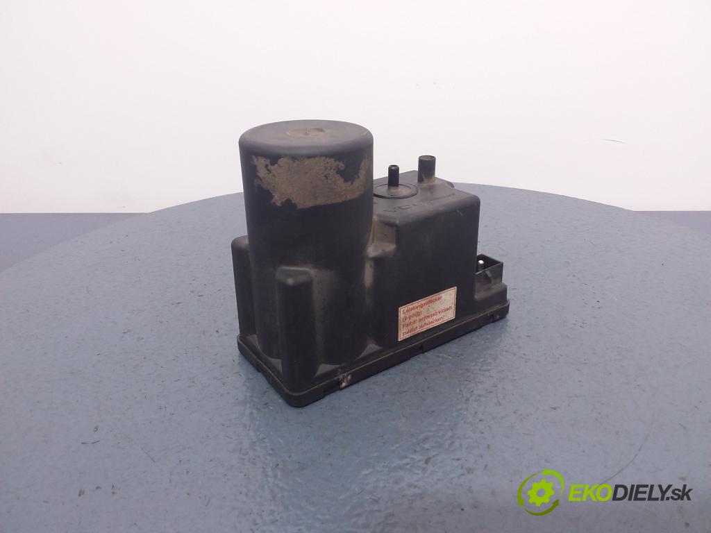 Audi A4 1996 čerpadlo Centrální Zámek 4A0862257A