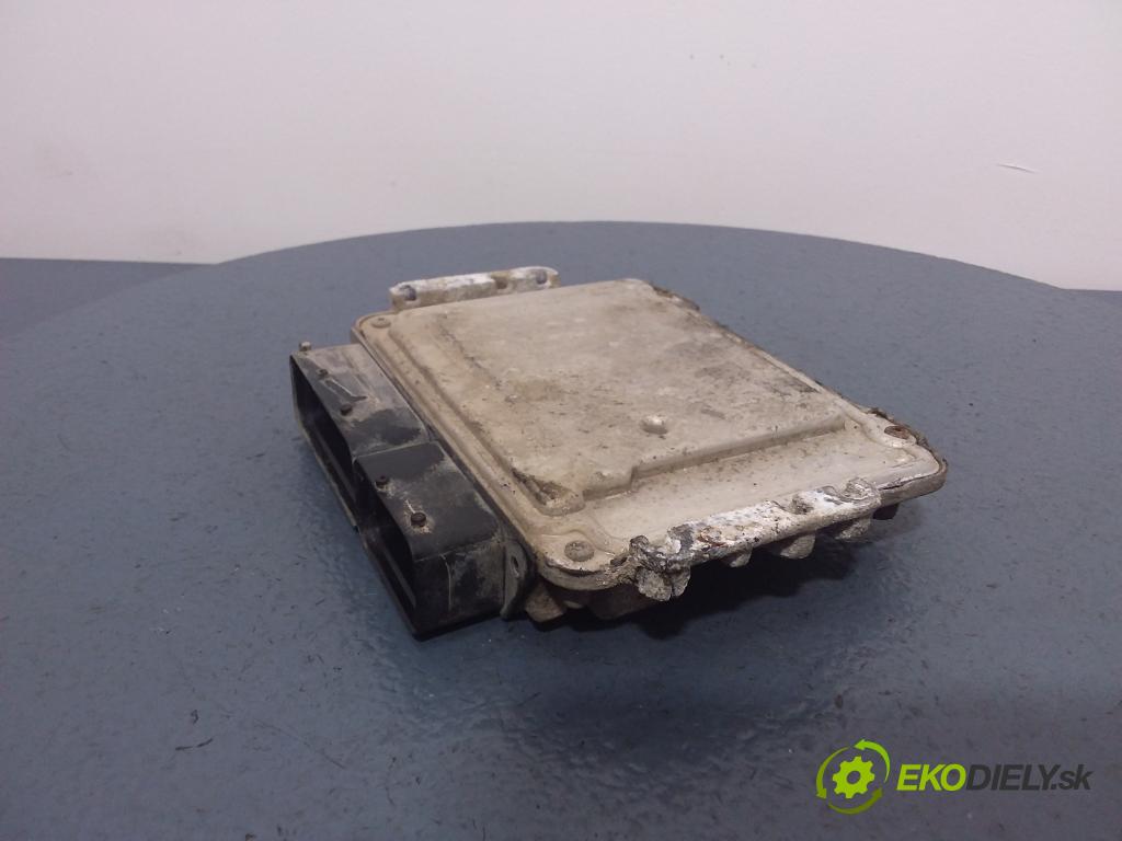 Opel Astra 2004 řídící jednotka Motor: 12992628