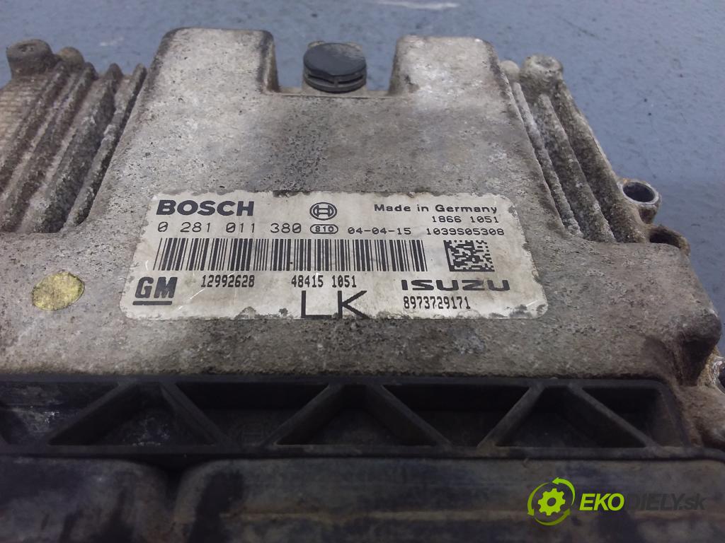 Opel Astra 2004 řídící jednotka Motor: 12992628