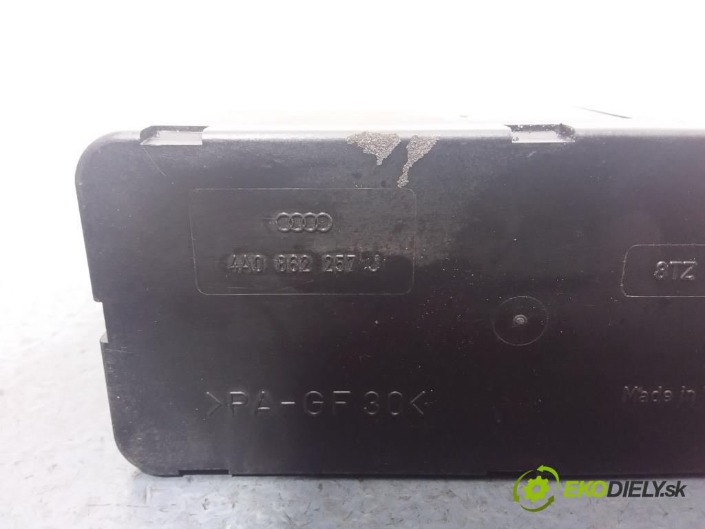Audi A6 1996 čerpadlo Centrální Zámek 4A0862257J