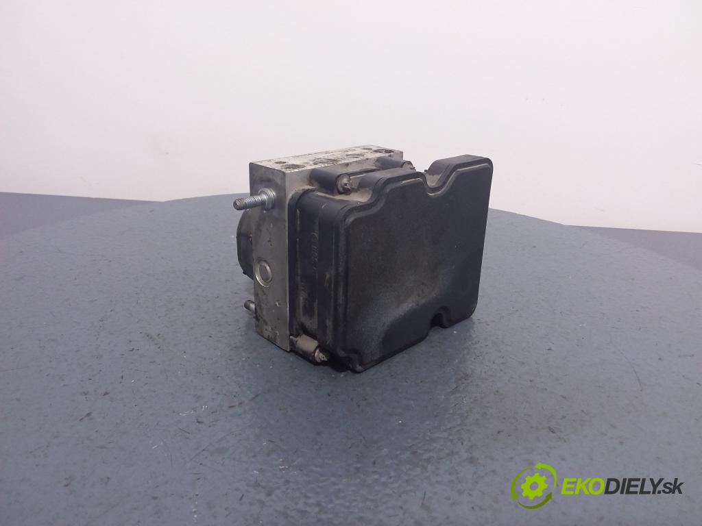Dacia Sandero 2013 čerpadlo ABS x 476608644R