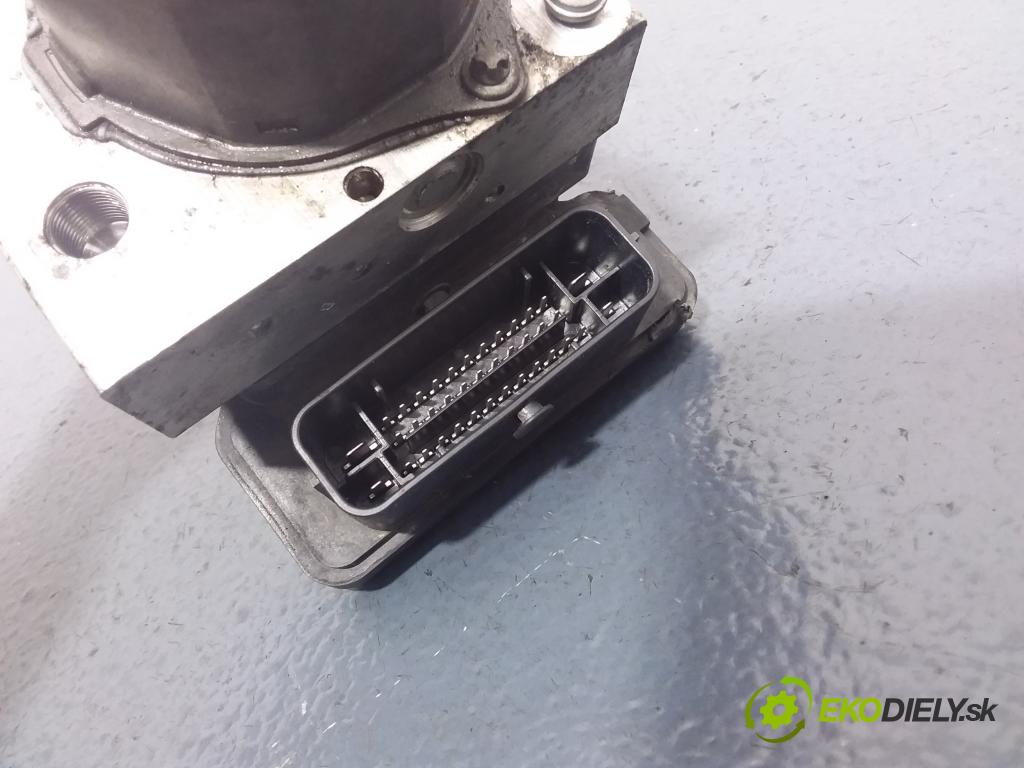 Dacia Sandero 2013 čerpadlo ABS x 476608644R
