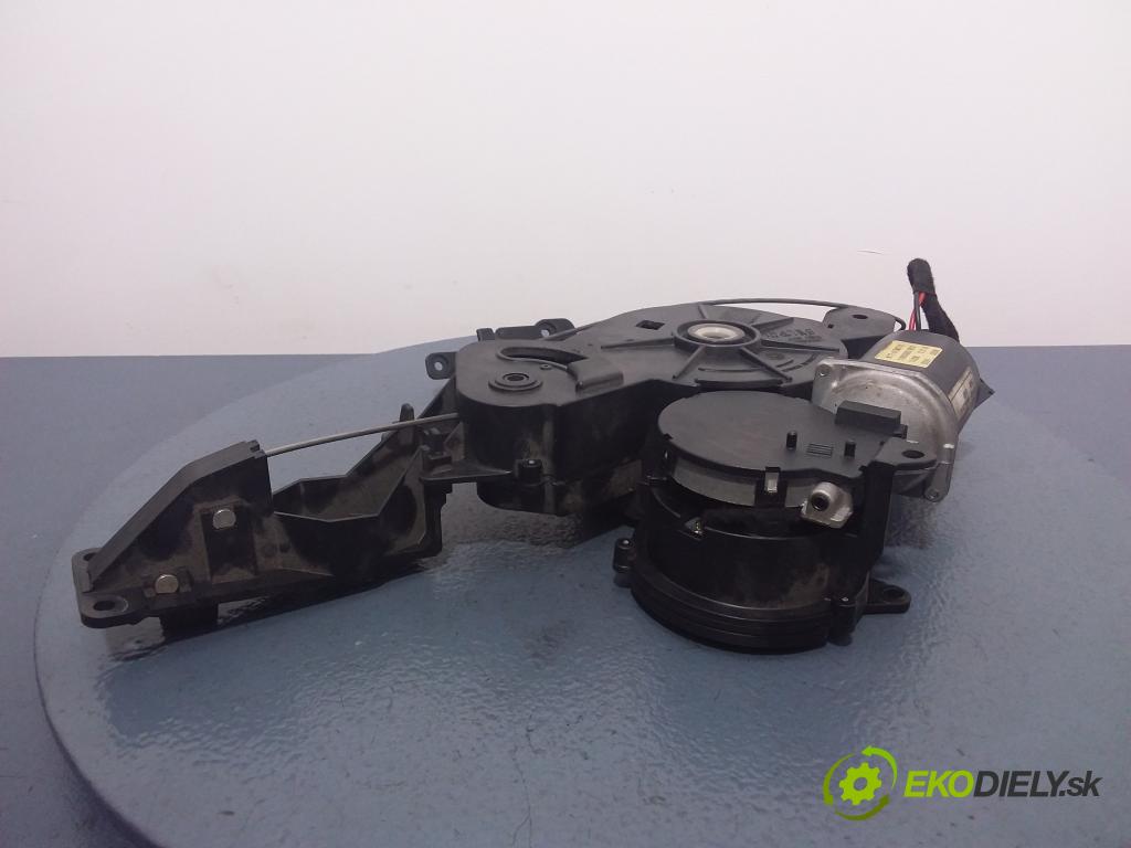 Peugeot 807 2006 zámek dveře Zad: v pravo: 1488889080