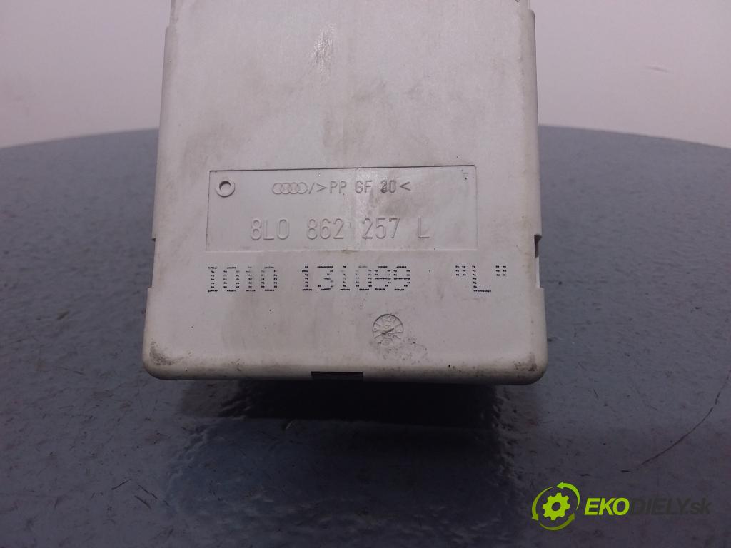 Audi A3 2000 čerpadlo Centrální Zámek 8L0862257L