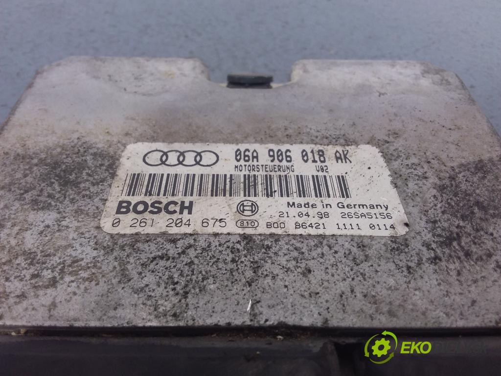Audi A3 1998 řídící jednotka Motor: 06A906018AK