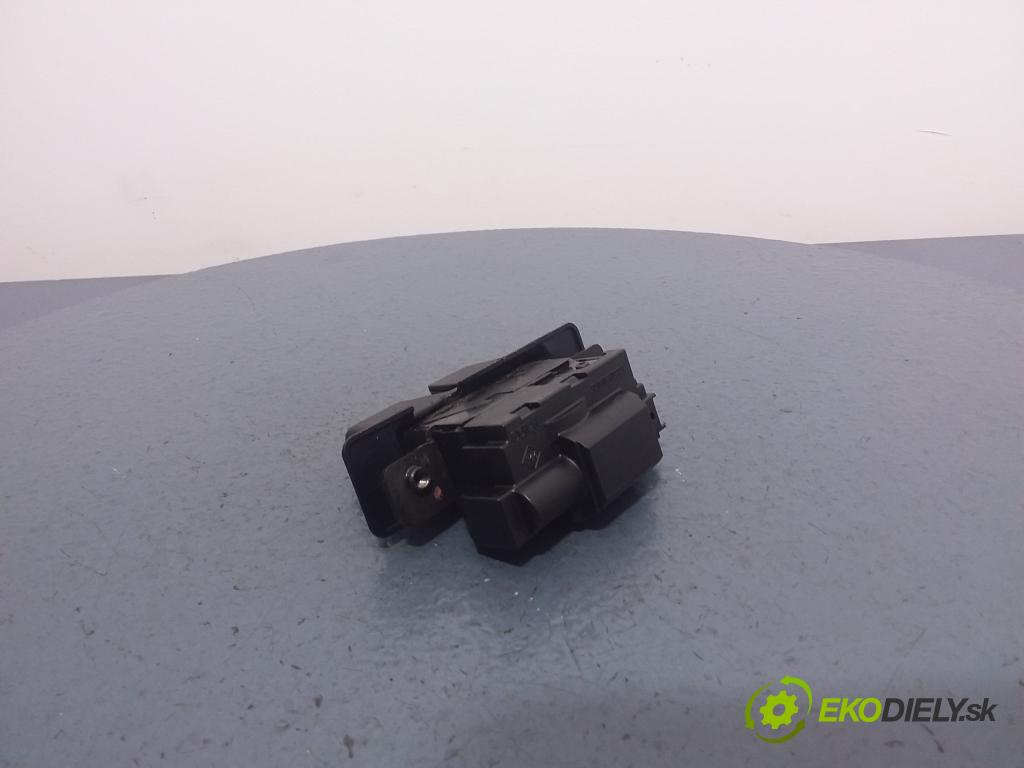 Renault Laguna 2008 zámek Klapky: kufr 8200747429B