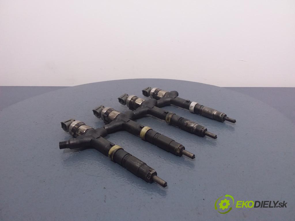 Toyota Avensis 2002 vstrek 22100-27010