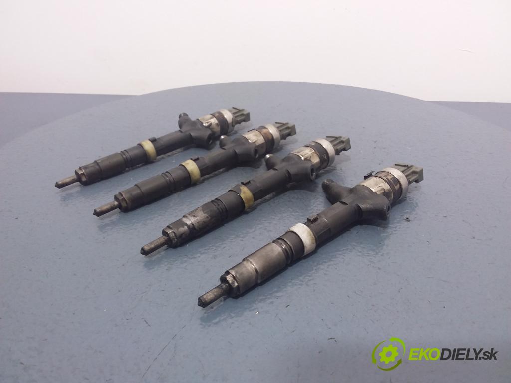 Toyota Avensis 2002 vstrek 22100-27010