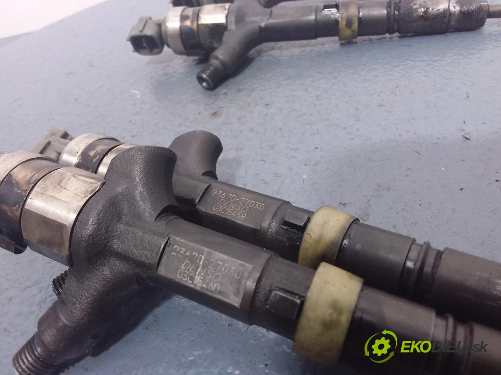 Toyota Avensis 2002 vstrek 22100-27010