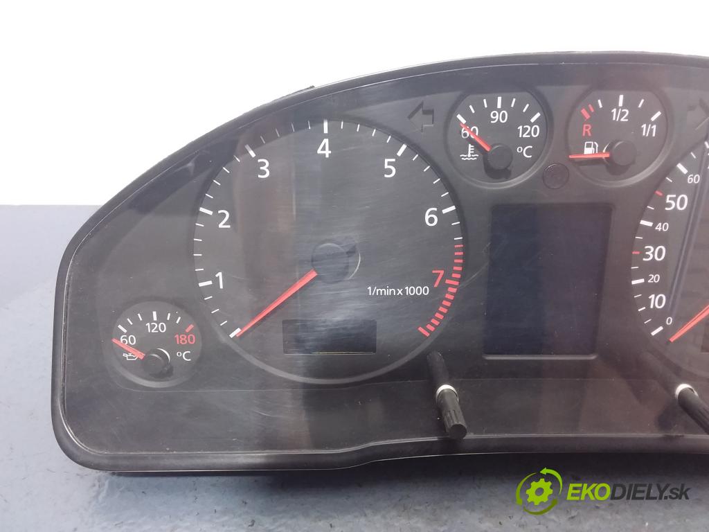 Audi A4 2000 prístrojovka/ budíky 8D0920930A