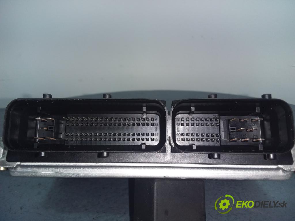 Volkswagen Passat 2000 riadiaca jednotka Motor: 4B0906018AL