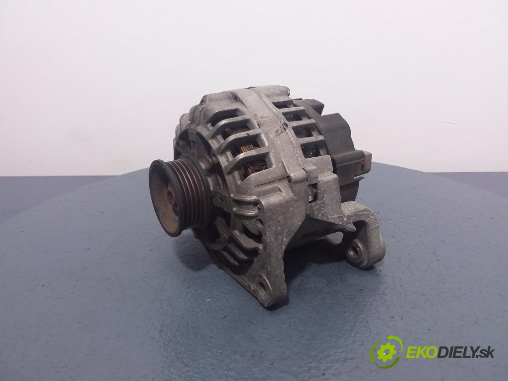 Volkswagen Passat 2000 Alternator 01