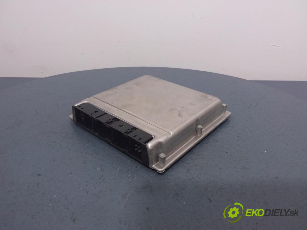 Mercedes-benz E 220 2000 riadiaca jednotka Motor: A6111532779