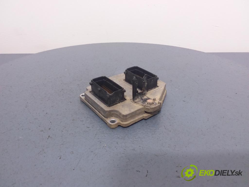 Opel Vectra 2004 riadiaca jednotka Motor: 55557540 5WK9441
