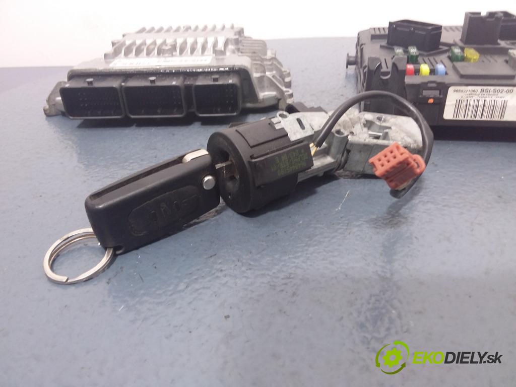 Peugeot 407 2004 riadiaca jednotka Motor: 9655041480