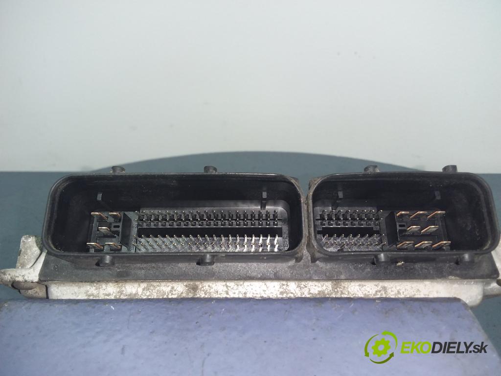 Volkswagen Bora 2001 riadiaca jednotka Motor: 038906012AP