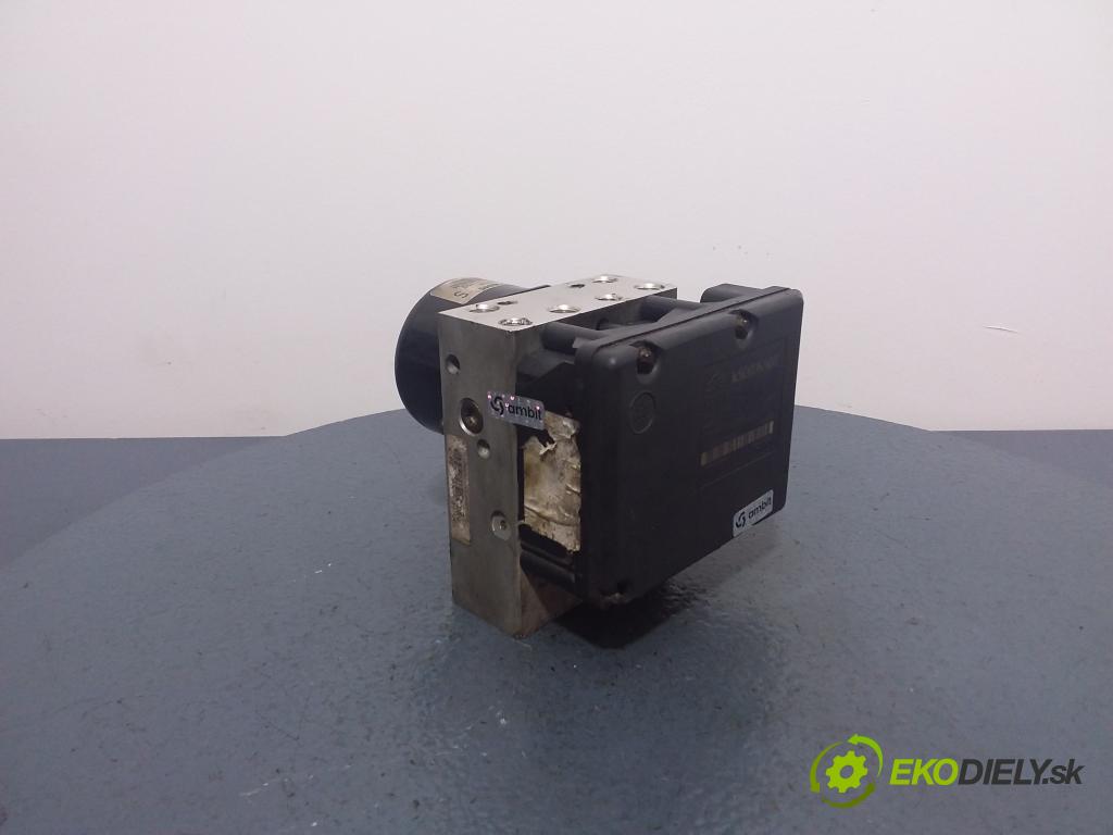 Volvo V70 2000 čerpadlo ABS x 9496946