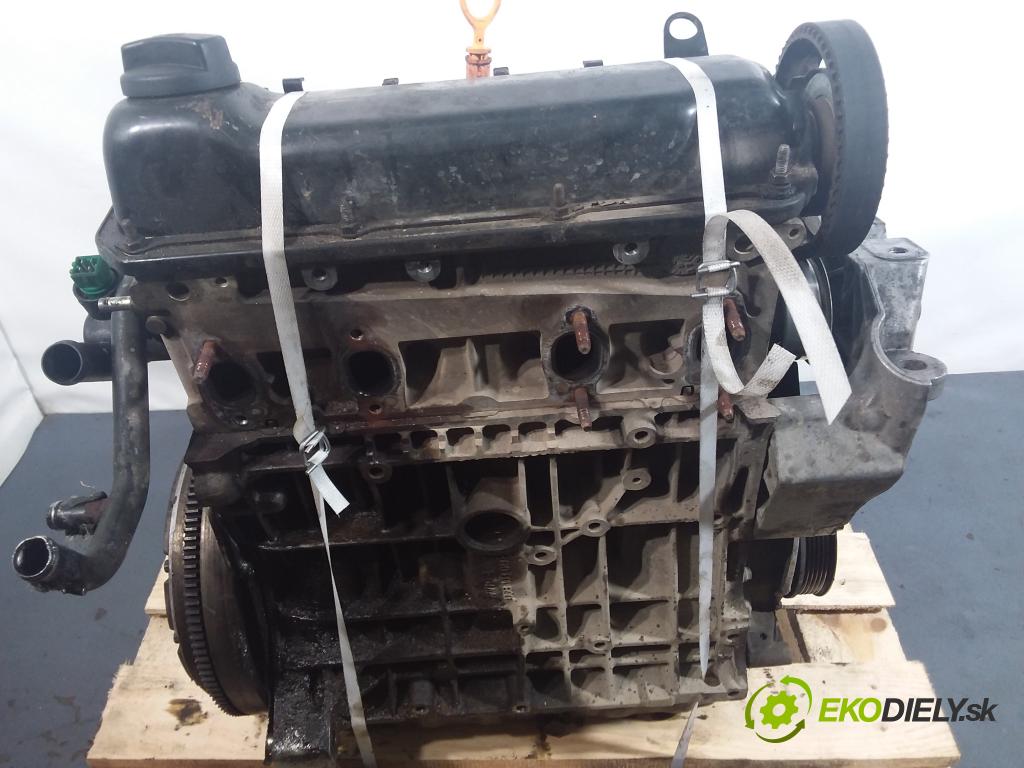 Volkswagen Golf 1997 motor Benzín: AKL