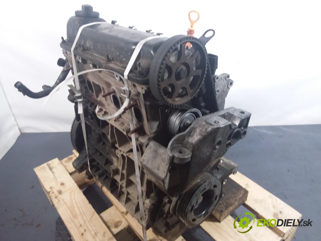 Volkswagen Golf 1997 motor Benzín: AKL