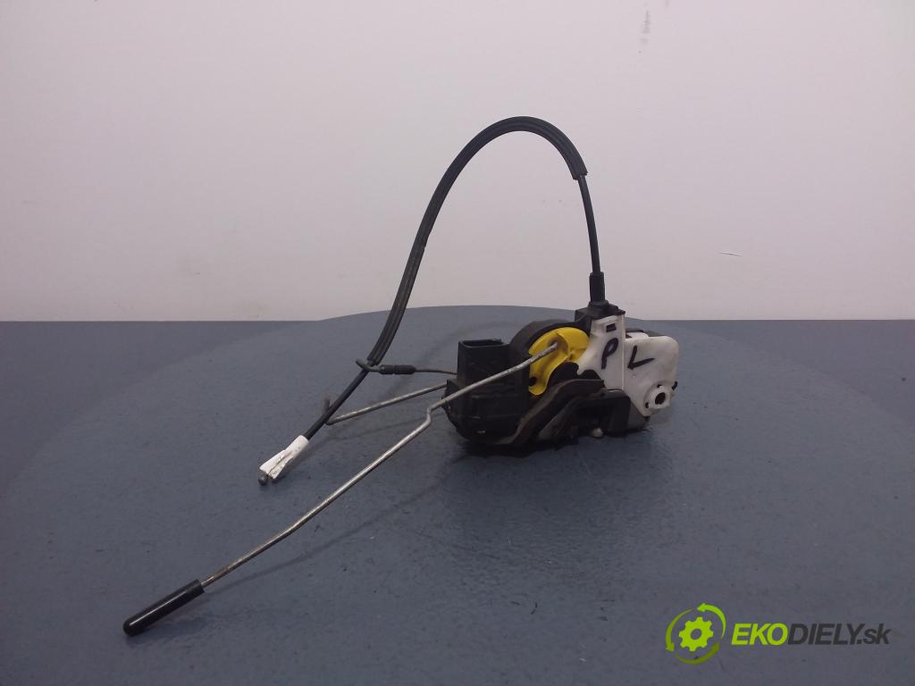 Opel Insignia 2010 zámek dveře před Levý: 13503801