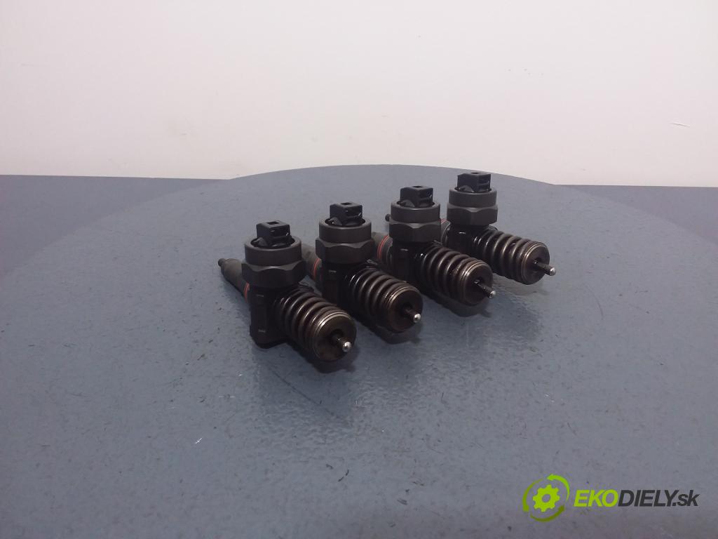 Audi A4 0 vstrek 038130073P
