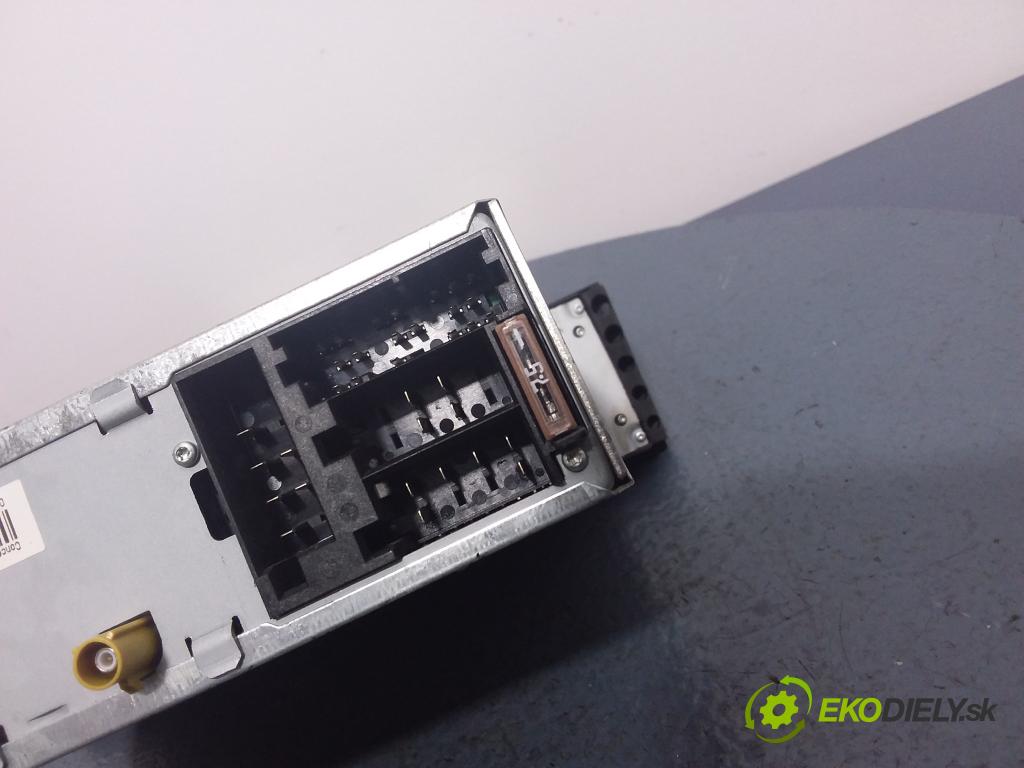 Audi A3 2004 Radio I Navigácia: 8P0035186C