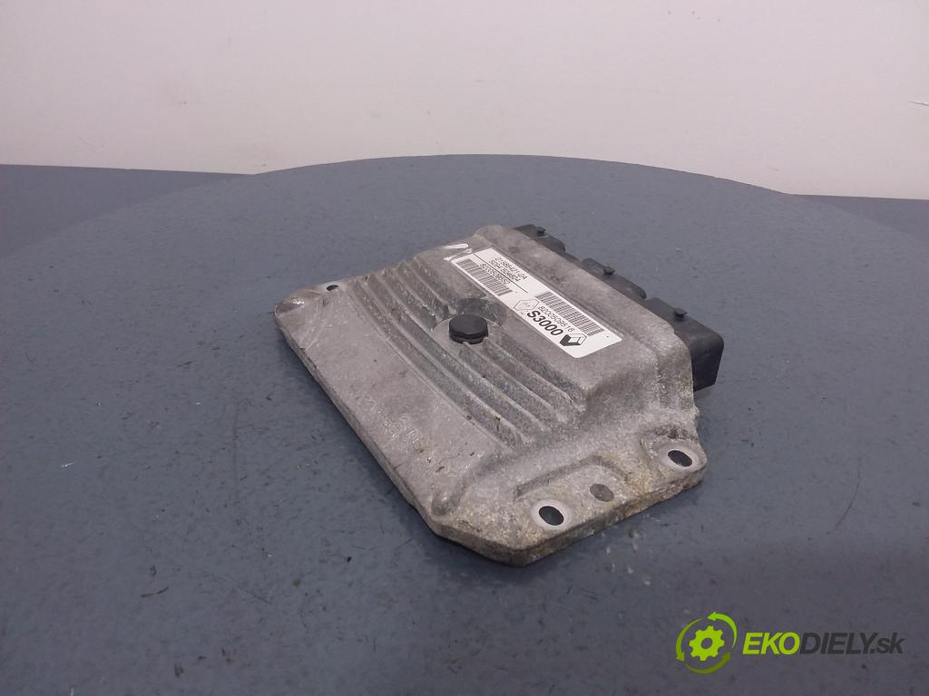 Renault Megane 2006 riadiaca jednotka Motor: 8200509516