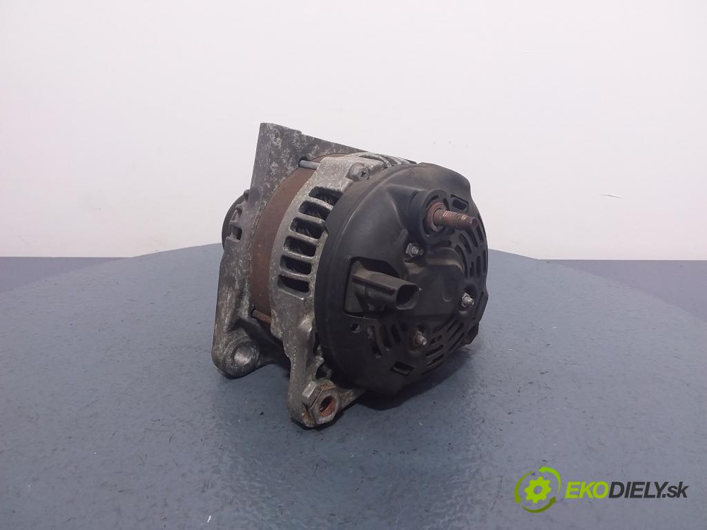 Chrysler Voyager 2005 Alternator 01