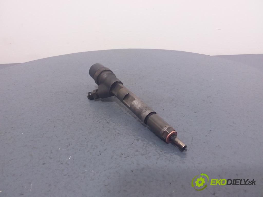 Chrysler Voyager 2005 vstrek 0445110059