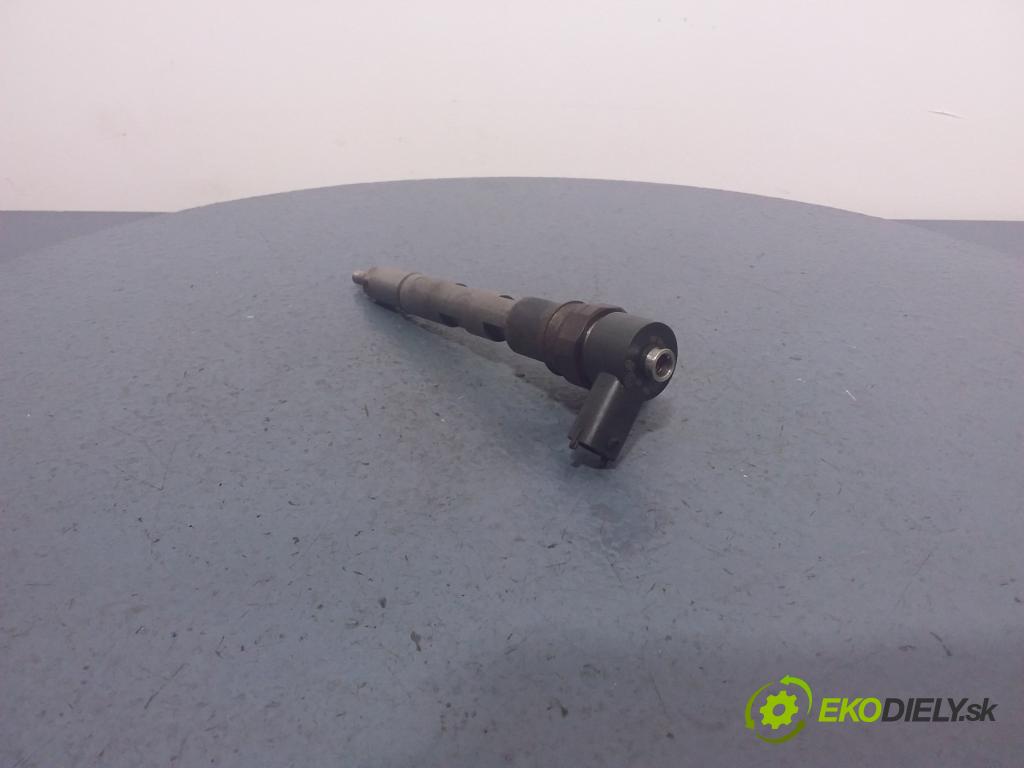 Chrysler Voyager 2005 vstrek 0445110059