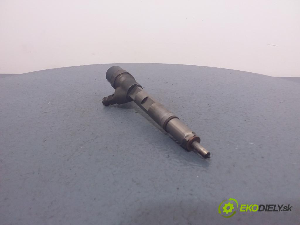 Chrysler Voyager 2005 vstrek 0445110059