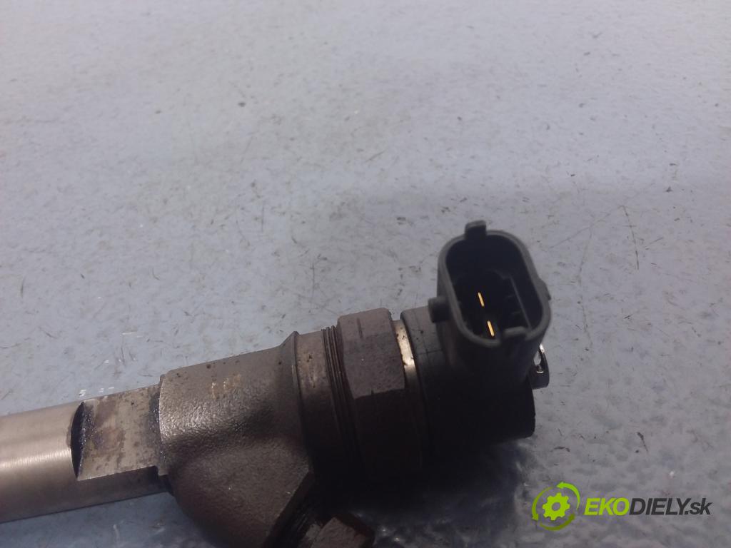 Chrysler Voyager 2005 vstrek 0445110059