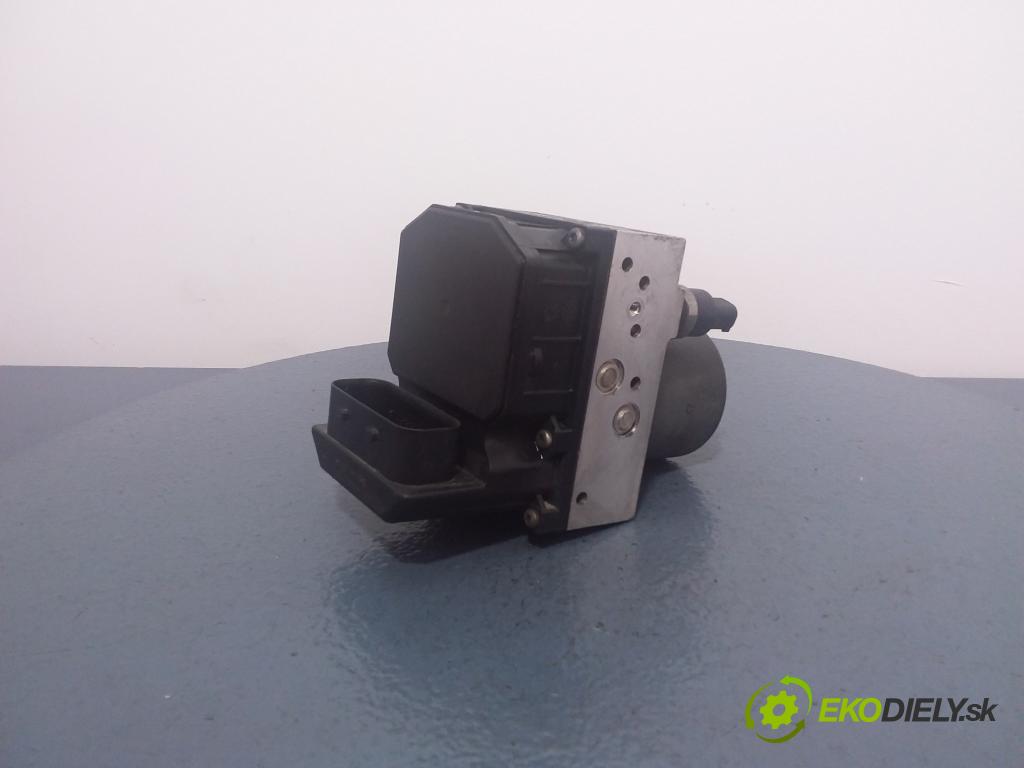 Audi A4 2004 čerpadlo ABS x 8E0614517