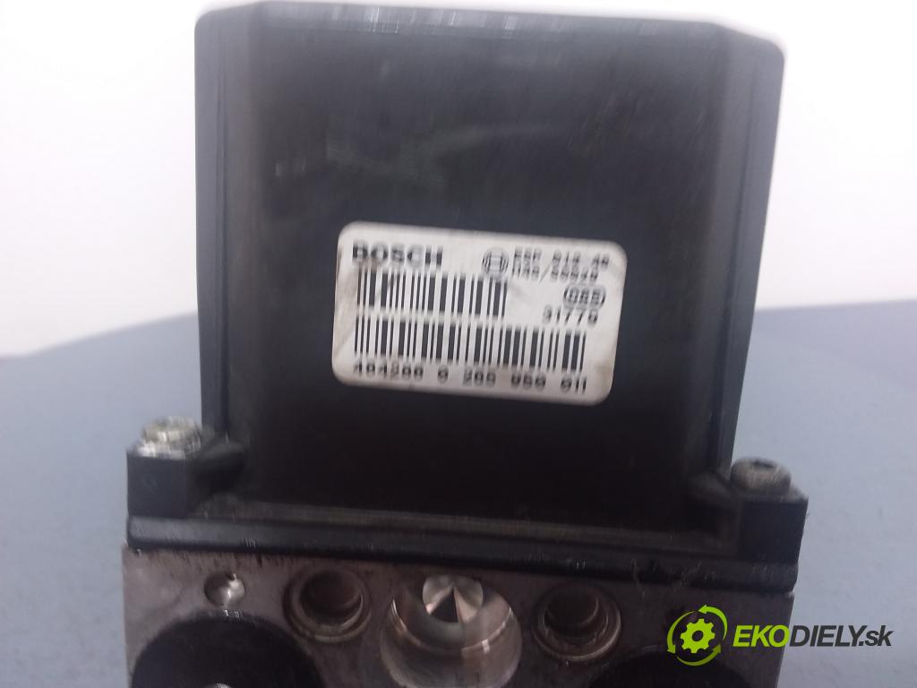 Audi A4 2004 čerpadlo ABS x 8E0614517