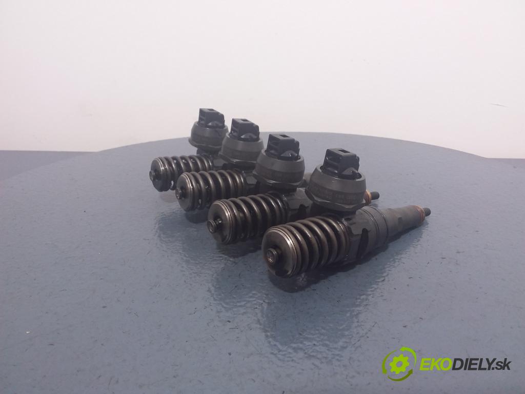 Volkswagen Passat 2004 vstrek 038130073BA