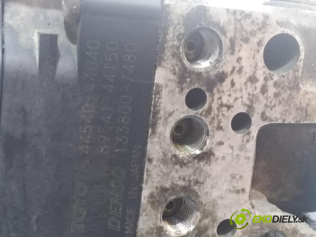 Toyota Avensis 2004 čerpadlo ABS x 44540-44040
