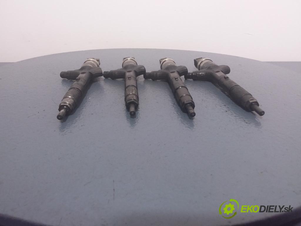 Toyota Avensis 2004 vstrek 23670-27030