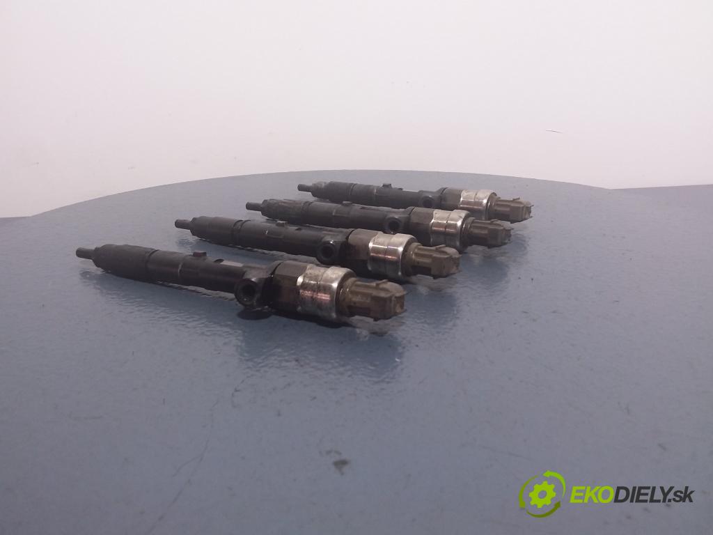 Toyota Avensis 2004 vstrek 23670-27030